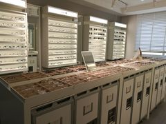 -目艮眼镜SHOWROOM(品牌集合店)