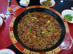 -烧哥美蛙肥肠鱼火锅·十五年社区店