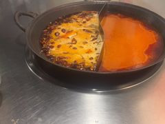 -鹿鸣山草本茶香火锅(园西路店)