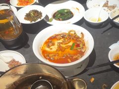 -鸽子侯·家宴·平价海鲜(市图书馆店)