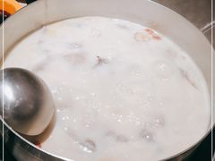 -煲宫猪肚鸡(昆山金鹰国际购物中心店)