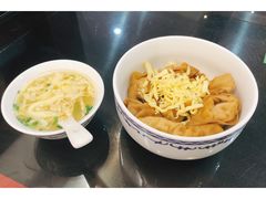 经典拌馄饨-锡笼记·无锡小笼(新明路店)