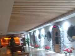 -碧中海汤泉汗蒸酒店