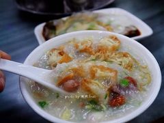 艇仔粥-穗银肠粉店(东川路店)