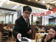 -洪忠涮烤王(嵩山路店)