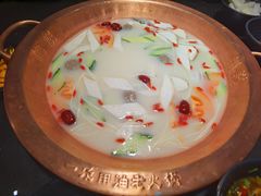 -锅说大脸毛肚重庆老火锅(佐阾店)