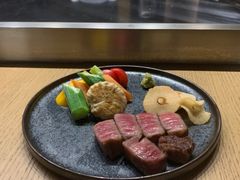 -丽思卡尔顿·炙焰·铁板烧餐厅