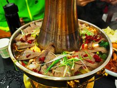 -撒拉人家.酸菜牦牛肉火锅