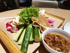 大丰收蘸酱菜-关东小磨东北菜(上海长风大悦城店)