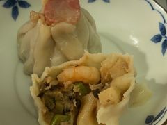 -白玉兰食品甜凤店(合生汇店)