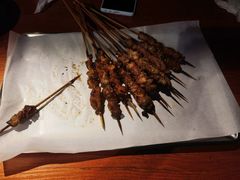 -京狮炙燥·精酿烧烤(首经贸店)