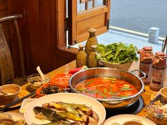 -快活林酸汤鱼鲜品火锅店(甲秀楼店)