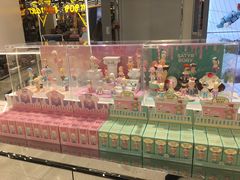 -泡泡玛特POPMART(侨福芳草地店)