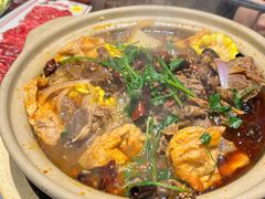 彪叔秘制牛腩煲-沙胆彪炭炉牛杂煲(上海日月光广场店)