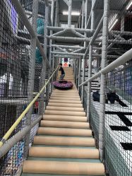 -卡通尼乐园