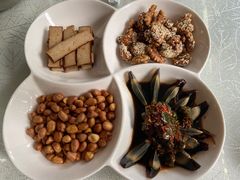 西乡素拼-汉水缘鲜鱼庄(黄雁村店)