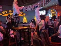 -HIB HUB公社(解放西路店)