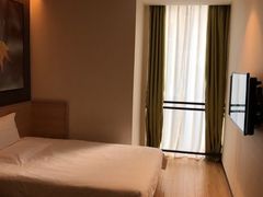 -路客HOTELS酒店(广州东站林和西地铁站店)