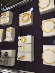 -周大福CHOW TAI FOOK(金汇广场珠宝店)