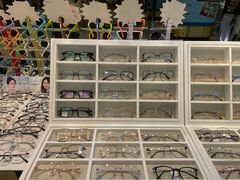 -沫芮眼镜·蔡司官方授权店(人民广场店)