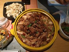 -多嘴肉蟹煲(万达店)
