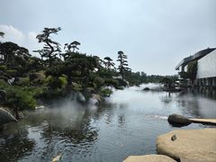 -罗红摄影艺术馆