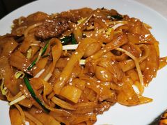 干炒牛河-南枝记·港式打边炉(新北万达店)