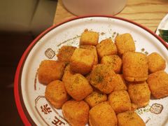 海苔豆腐一口酥-粤集·手工粤菜(皇庭广场店)