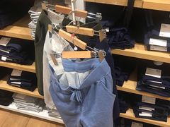 -优衣库(东莞汇一城店)