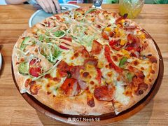 -Dragon Pizza•圆脸龙披萨·牛排餐厅