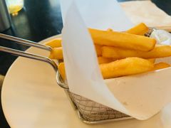 -WOLFGANG PUCK KITCHEN & BAR(迪士尼小镇店)