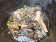 -茸梅路右拐龙虾-农家菜(松江店)
