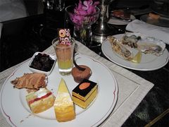 甜品-广州花园酒店-凌璇阁360度高空海鲜自助餐CAROUSEL