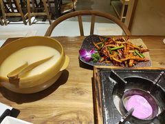 -冰川延边料理·炭烤串(原小木屋店)