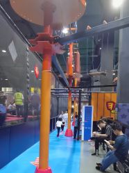 -飞吧潮玩运动蹦床游乐场