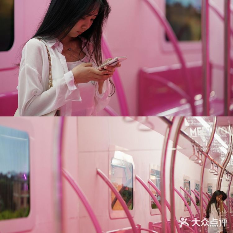 成都网红拍照打卡地丨时空魔方星空艺术馆