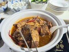 -裕龙汤泉