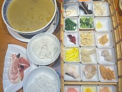 -香麒园·过桥米线·南湖雅宴