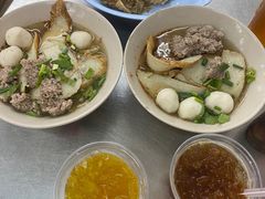 -榮泰米粉湯(Left Shop)