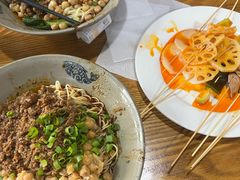 -丁丁猫重庆小面(徐州路店)