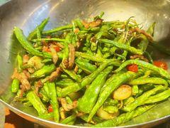 干锅豇豆鱿鱼-绿茶餐厅(崇文门新世界店)
