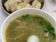 -黄阿姨锅贴大王(万航渡路店)