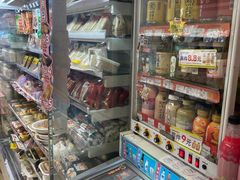 -全家便利店(上海南站站店)