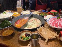 -萍姐火锅·公路夜市(武汉首店)