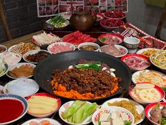 -沸炉重庆老火锅(军事博物馆店)