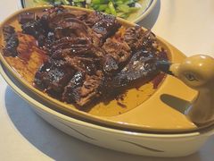 -八府香鸭·啫啫煲(华山路店)