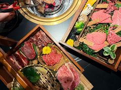 -山川小町·极番烧肉(新地假日广场店)