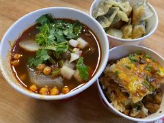 -江三王记牛杂馆(总店)