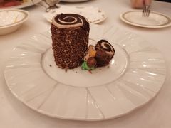 招牌树根蛋糕-莫斯科餐厅