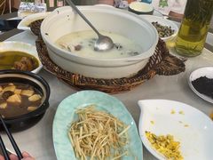 -紫藤园·天目湖大鱼头(南山竹海店)